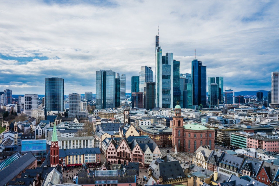 Farb- und Stilberatung f&uuml;r Kundinnen aus Frankfurt